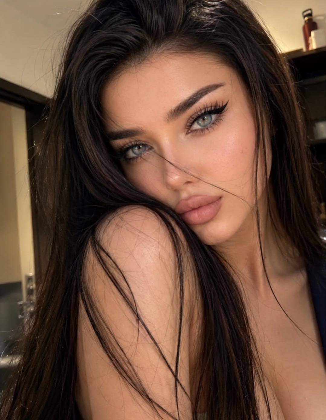Alina from Russia Istanbul private model photo 3